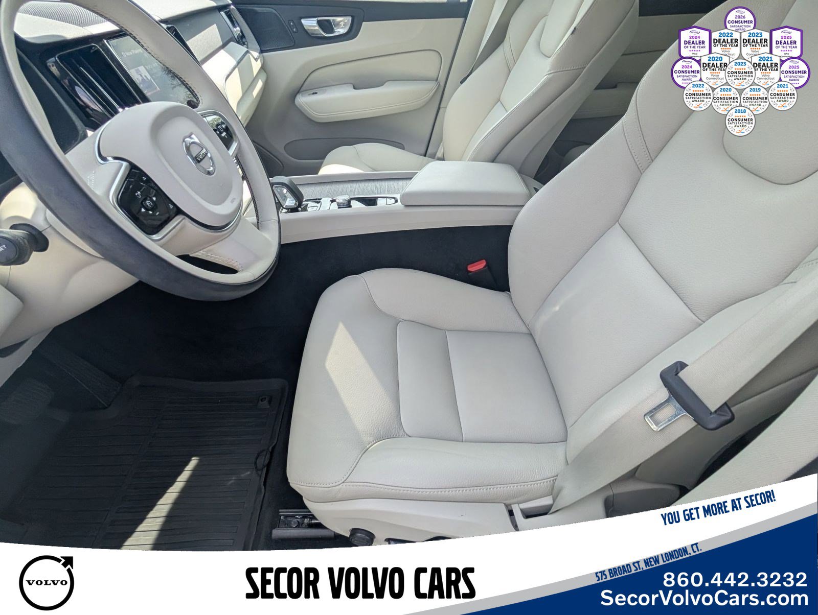 Used 2023 Volvo XC60 B5 Plus w/ Climate Package AWD/4WD image 8