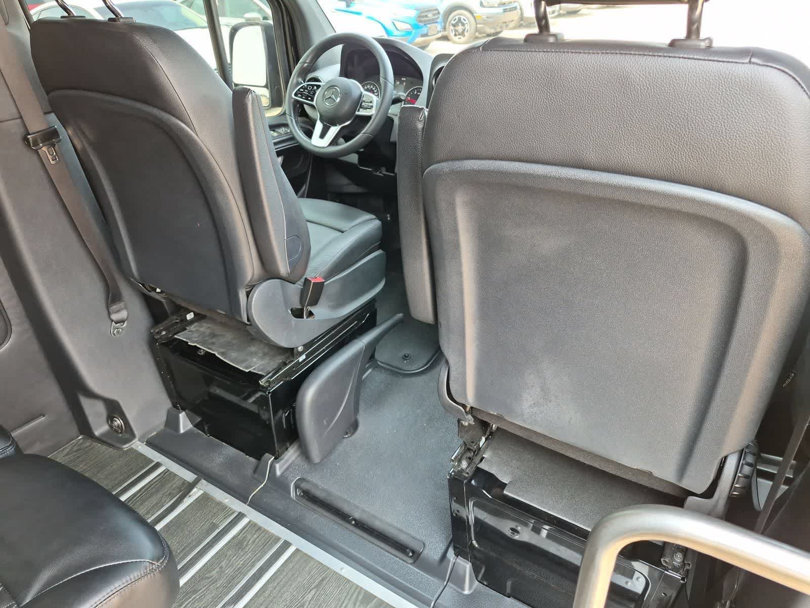 Used 2022 Mercedes-Benz Sprinter 3500 image 18