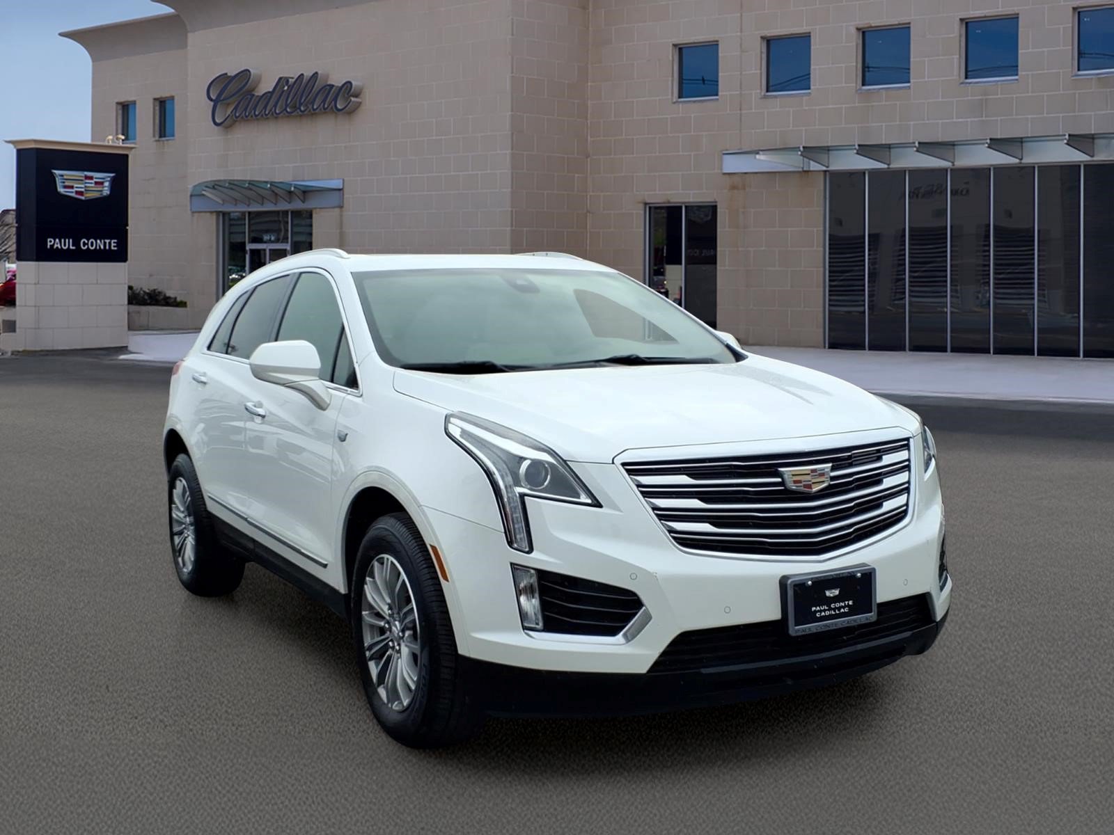 Used 2019 Cadillac XT5 Luxury FWD image 3