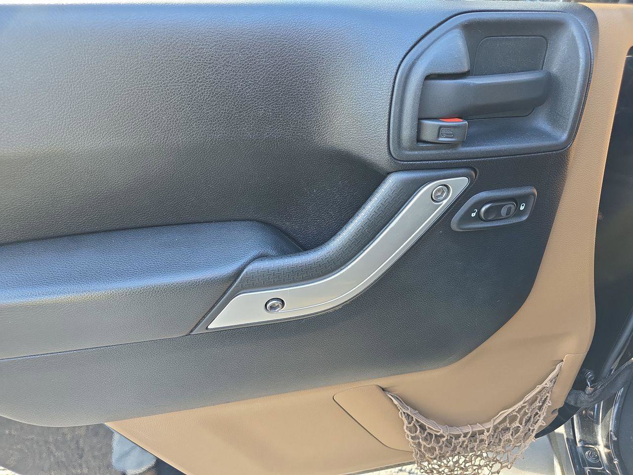 Used 2011 Jeep Wrangler Unlimited Sahara w/ Dual Top Group image 5