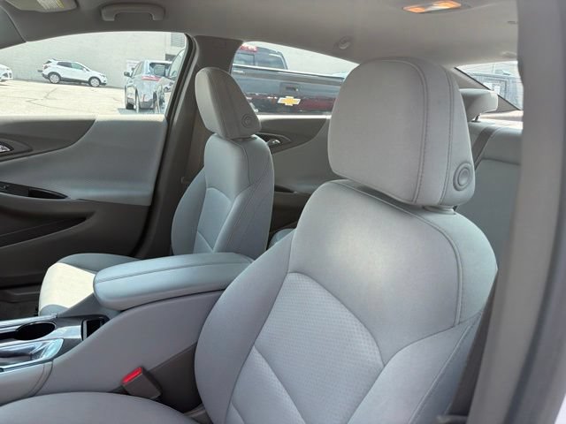 Used 2016 Chevrolet Malibu LT FWD image 13