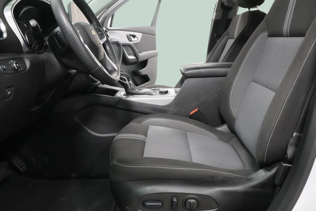Used 2025 Chevrolet Blazer LT AWD/4WD image 21