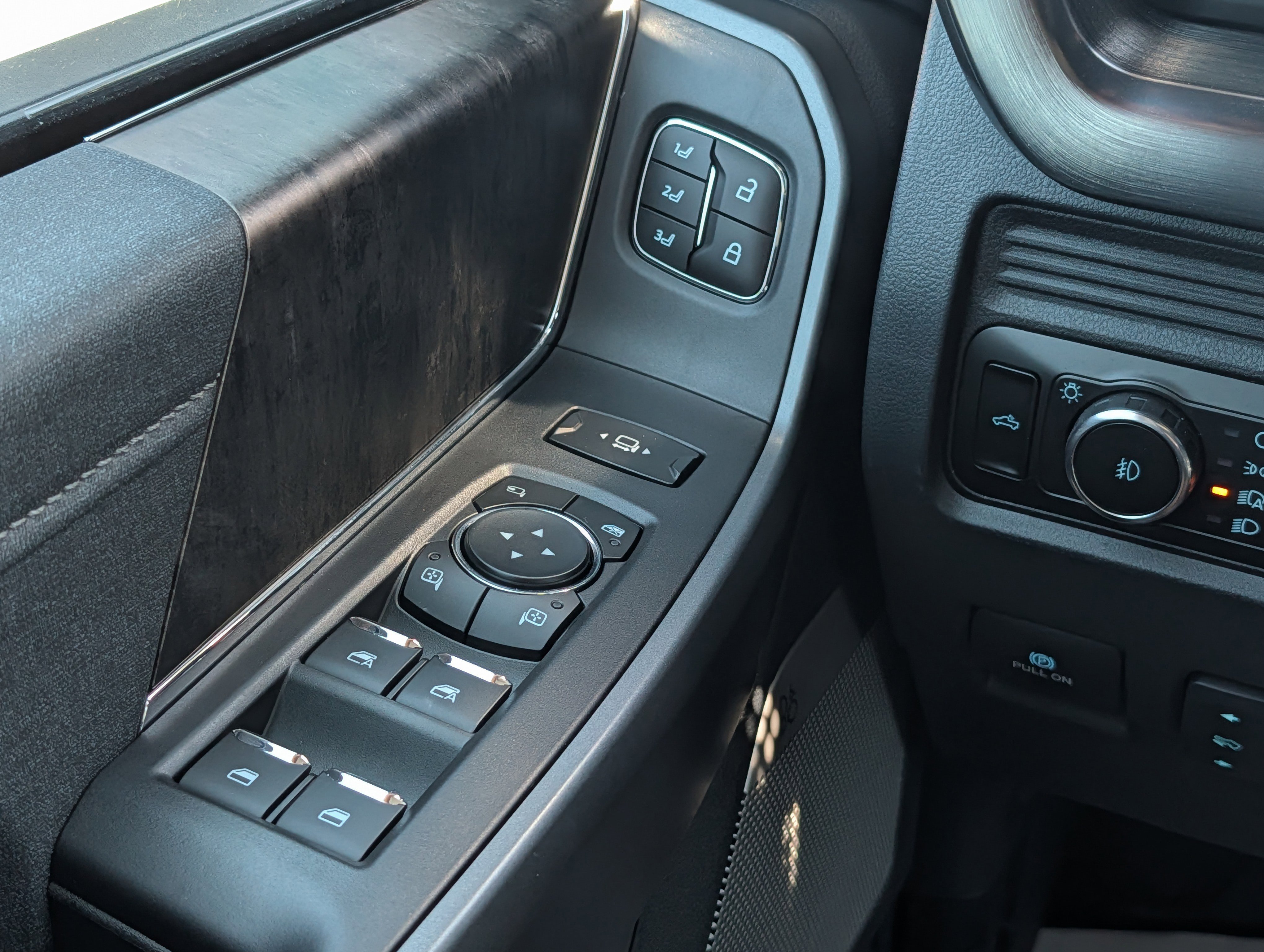 New 2026 Ford F550 4x4 Crew Cab Super Duty image 23