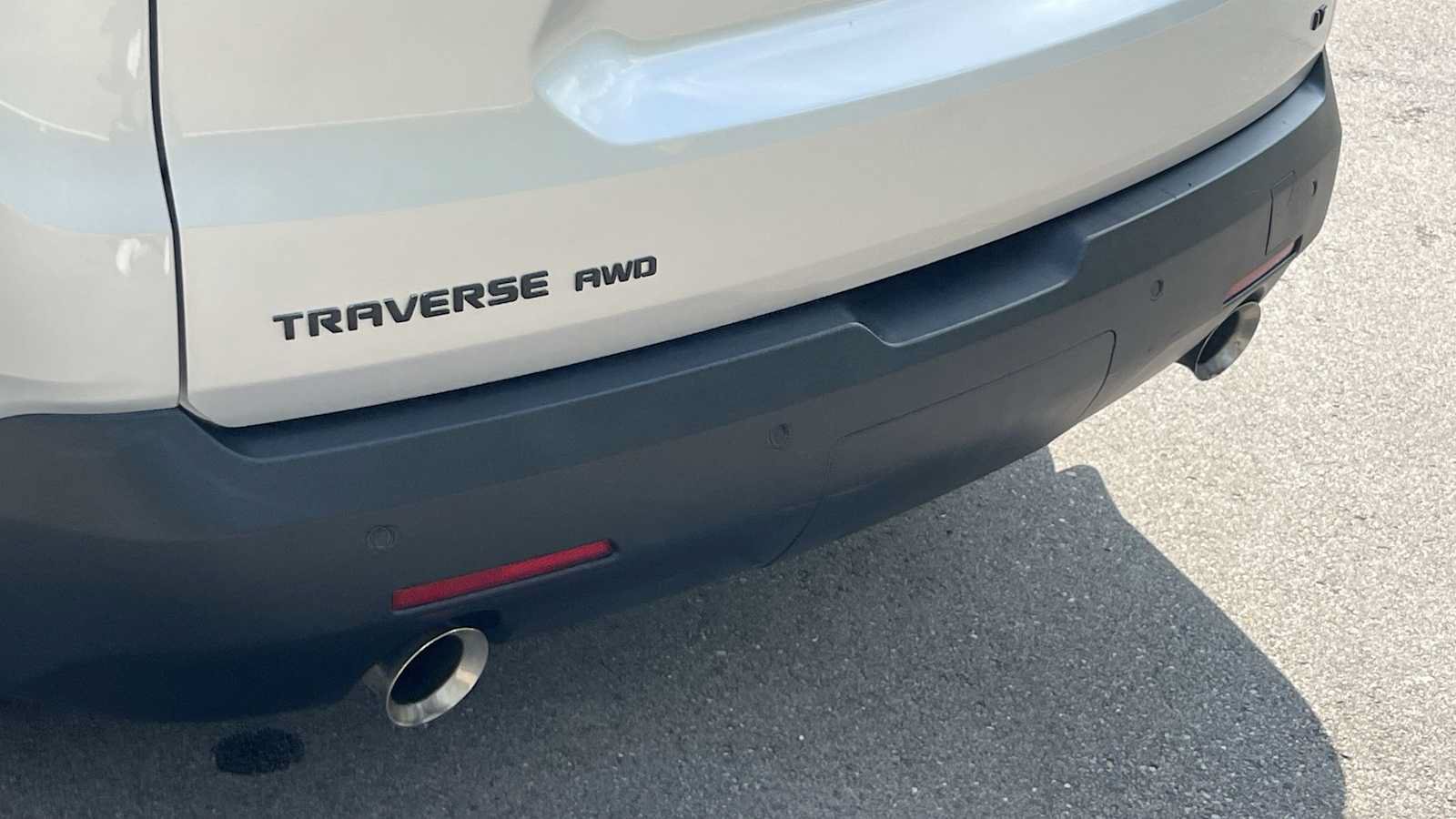 Used 2019 Chevrolet Traverse LT w/ LT Premium Package AWD/4WD image 53