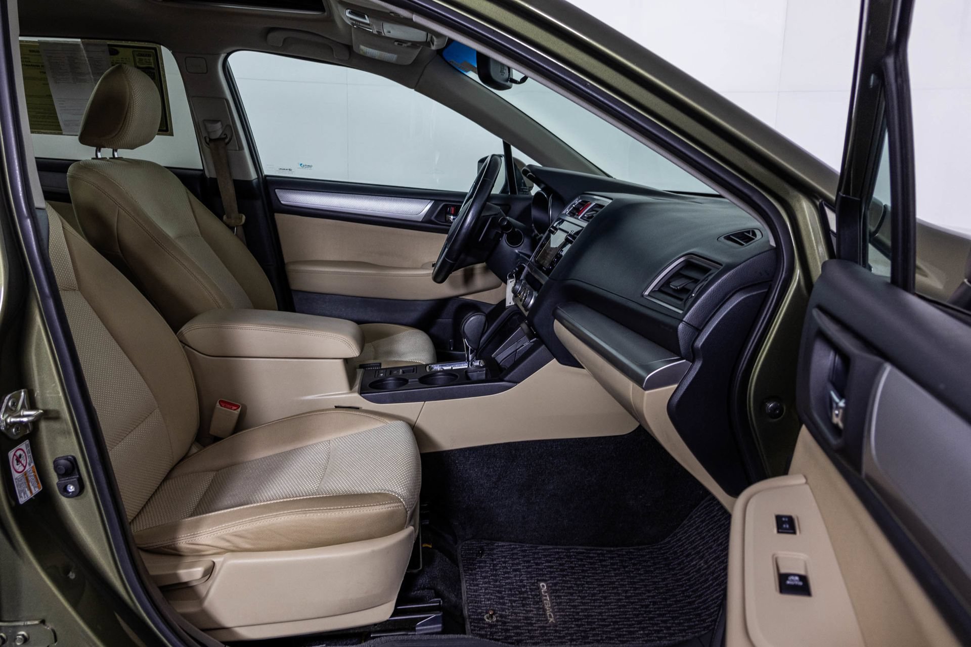 Used 2015 Subaru Outback 2.5i Premium w/ Popular Package #3 AWD/4WD image 49