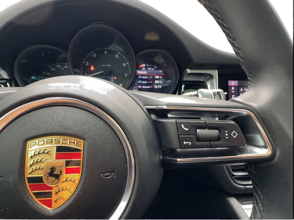 Used 2024 Porsche Macan AWD/4WD image 42