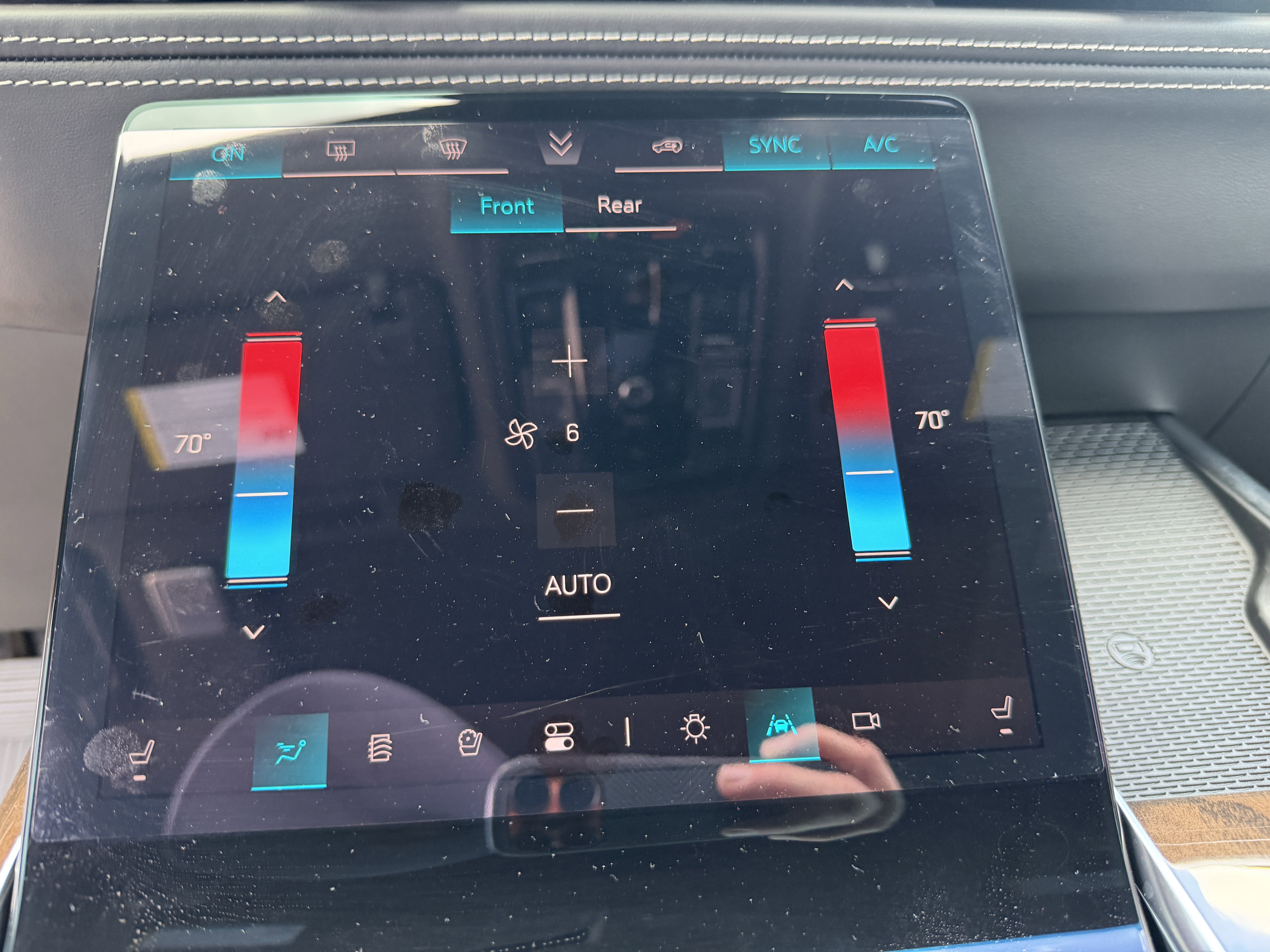 New 2026 Cadillac Escalade Platinum Sport w/ LPO, ONYX Package image 25