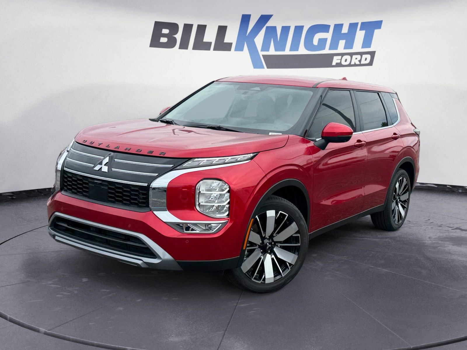 Used 2025 Mitsubishi Outlander SE AWD/4WD image 1