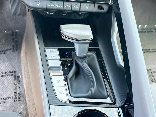 Used 2023 Hyundai Elantra SEL w/ Convenience Package FWD image 16