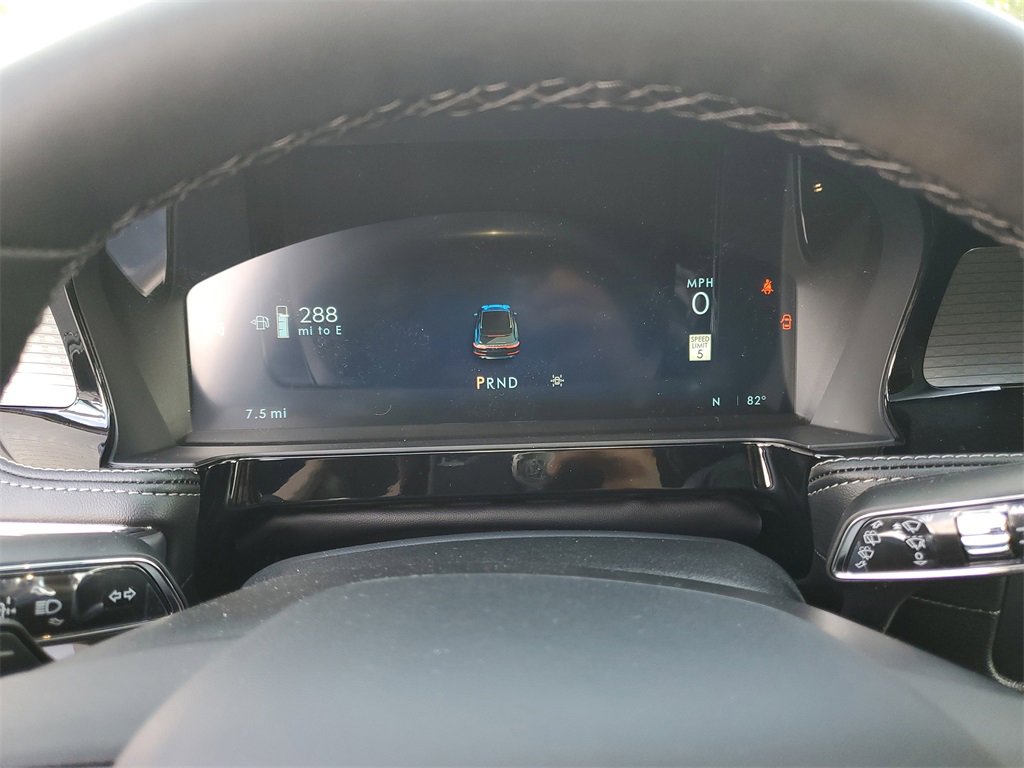 New 2026 Lincoln Corsair Premiere image 26