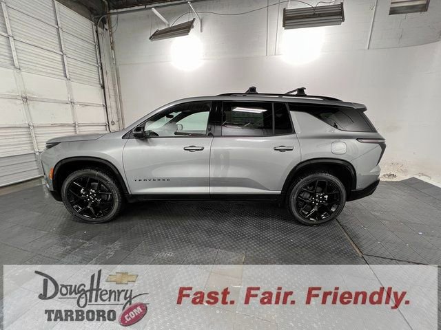 New 2026 Chevrolet Traverse RS w/ LPO, Floor Liner Package FWD image 5