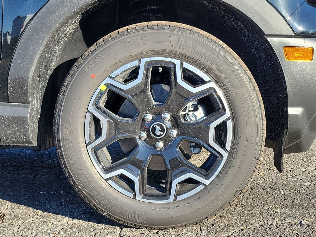 New 2025 Ford Bronco Sport Outer Banks image 9