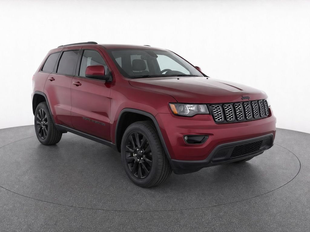 Used 2020 Jeep Grand Cherokee Altitude AWD/4WD image 2