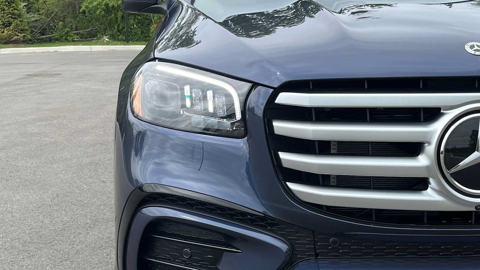 New 2026 Mercedes-Benz GLS 450 4MATIC image 21