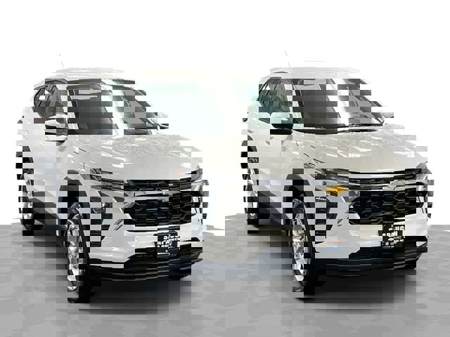 New 2026 Chevrolet Trax LS w/ LS Convenience Package