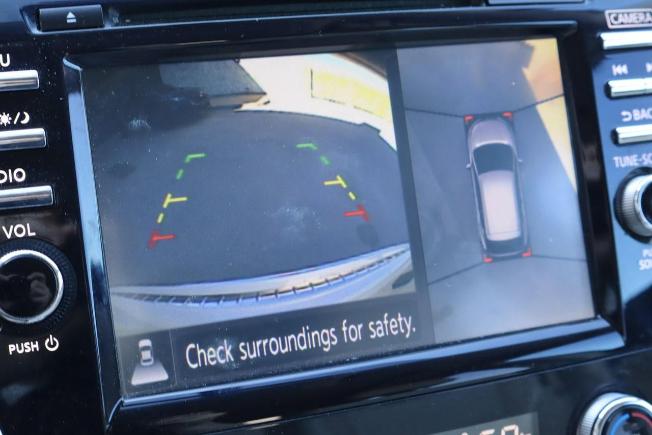 Used 2018 Nissan Murano SL w/ Moonroof Package FWD image 8