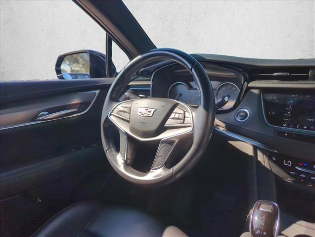 Used 2022 Cadillac XT5 Luxury image 25
