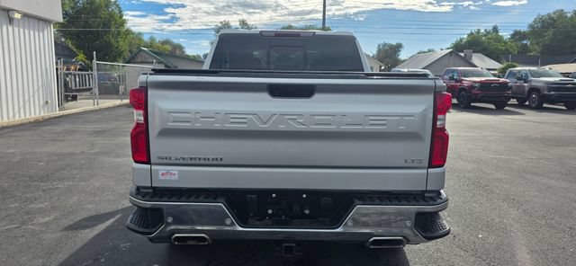 Used 2022 Chevrolet Silverado 1500 LTZ w/ LTZ Premium Package AWD/4WD image 5