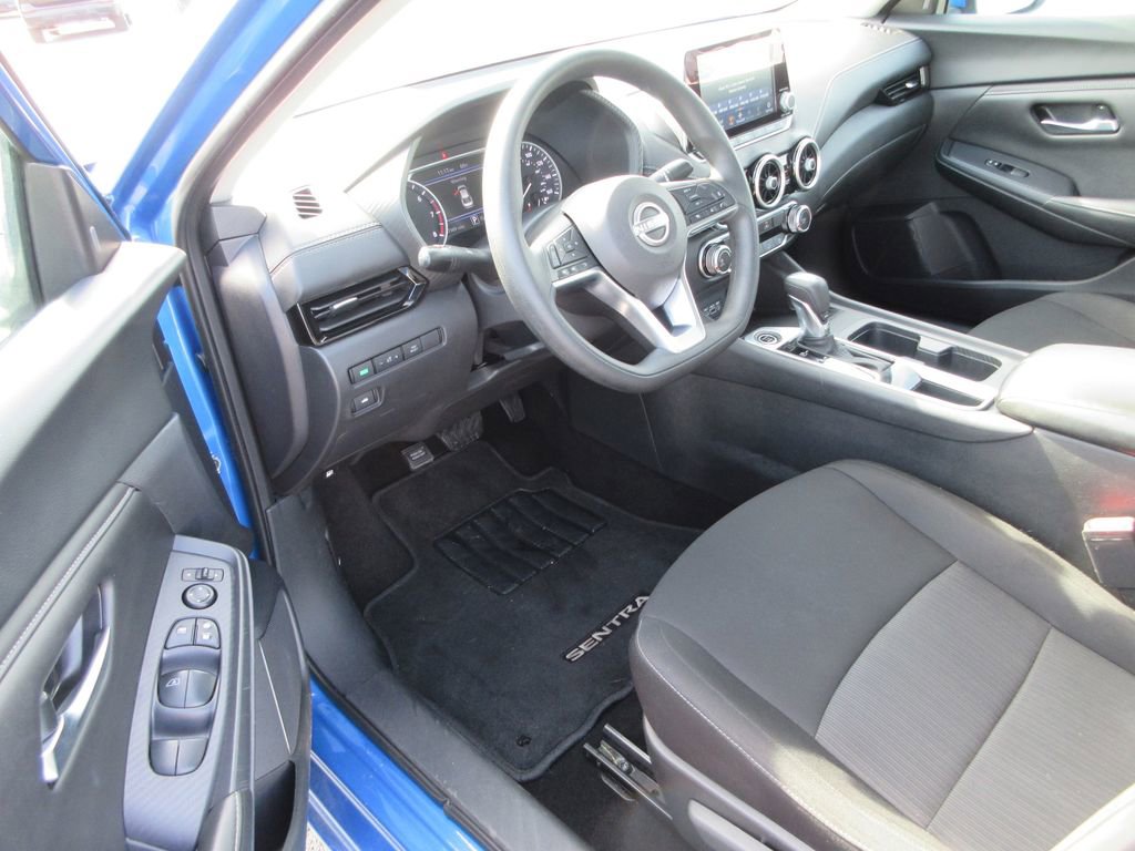 Used 2024 Nissan Sentra SV image 12