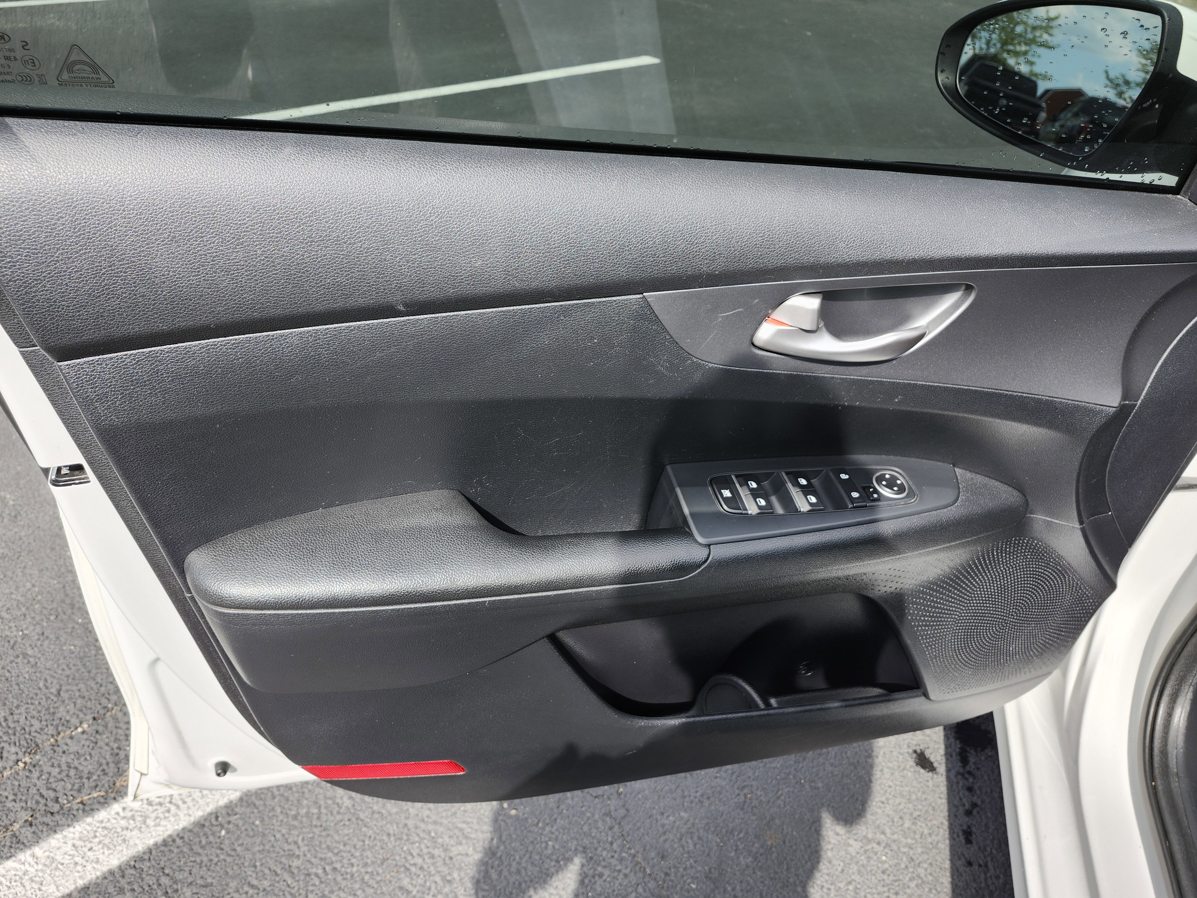 Used 2020 Kia Forte Sedan FWD image 21