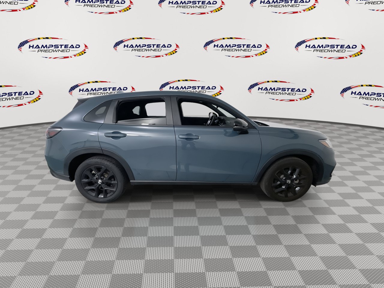 Used 2025 Honda HR-V Sport image 9