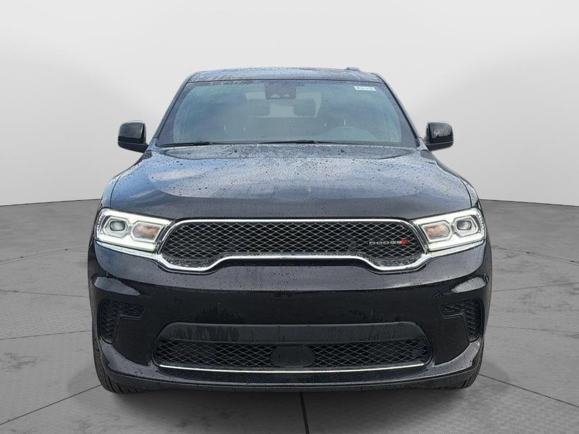 Used 2024 Dodge Durango SXT AWD/4WD image 2