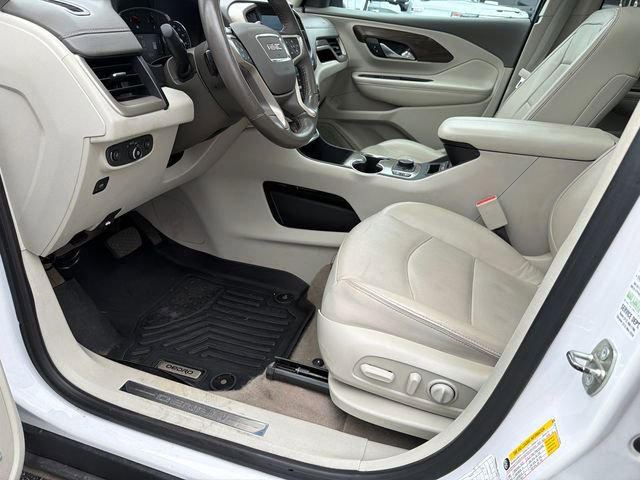 Used 2018 GMC Terrain Denali w/ Comfort Package image 9