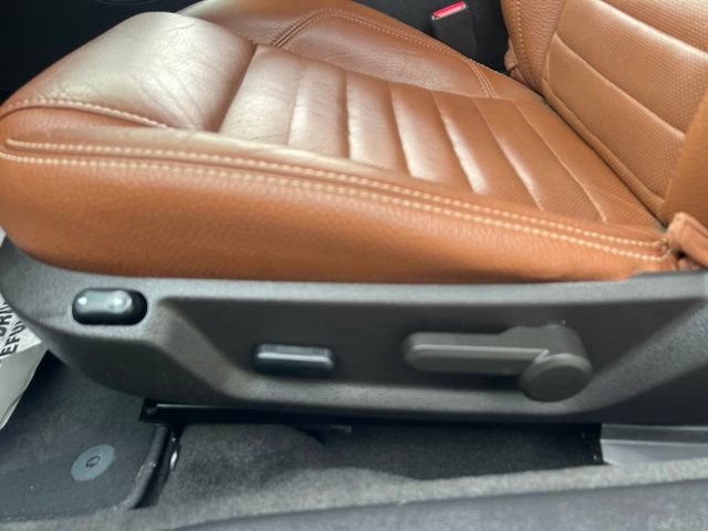 Used 2011 Ford Mustang GT Premium RWD image 16