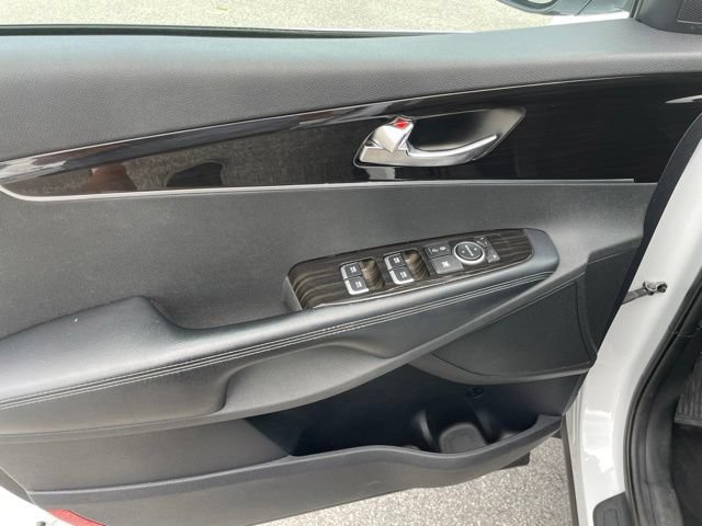 Used 2020 Kia Sorento EX FWD image 19