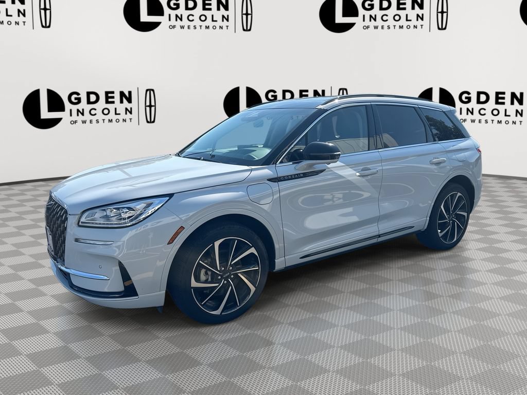 Used 2025 Lincoln Corsair Grand Touring w/ Equipment Group 302A AWD/4WD image 1
