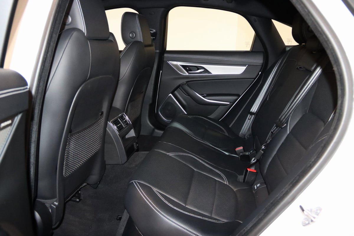 Used 2021 Jaguar XF R-Dynamic SE image 54