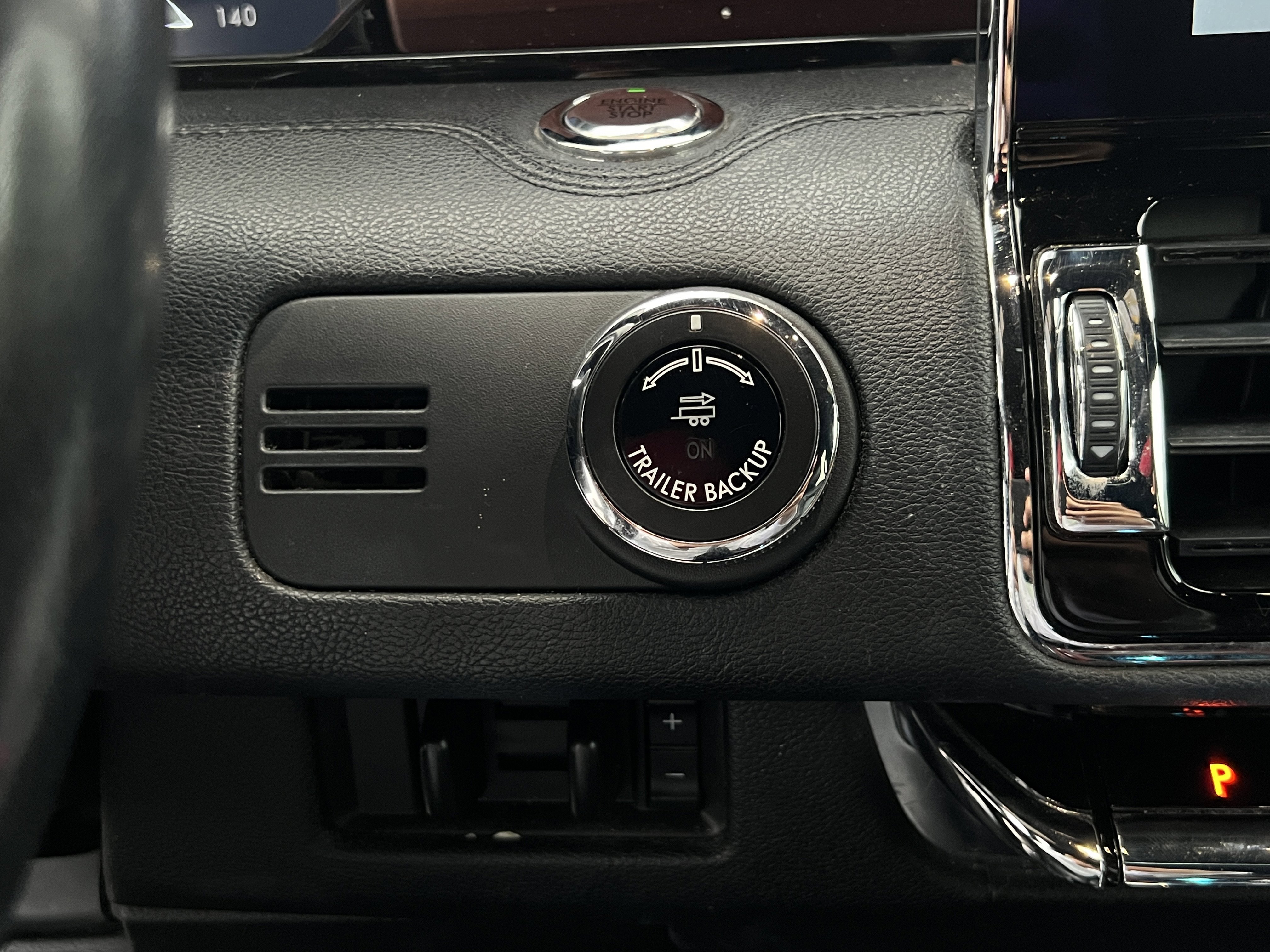 Used 2018 Lincoln Navigator L Reserve w/ Technology Package AWD/4WD image 27