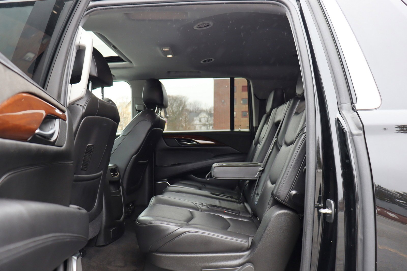 Used 2020 Cadillac Escalade ESV Luxury image 14