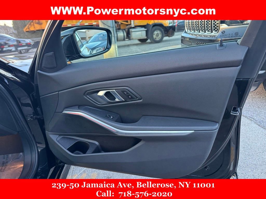 Used 2024 BMW 330i Sedan w/ Convenience Package image 30
