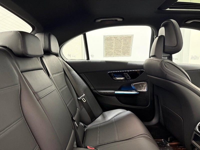 New 2025 Mercedes-Benz C 300 4MATIC Sedan image 8