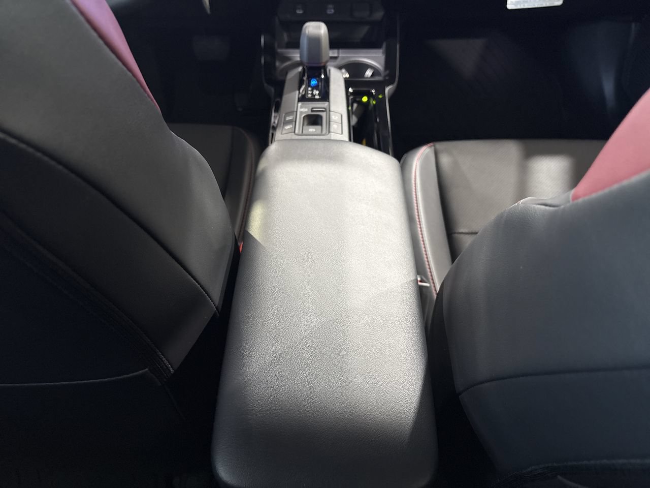 New 2027 Toyota Prius Plug-In Hybrid w/ Limited Premium Package FWD image 22
