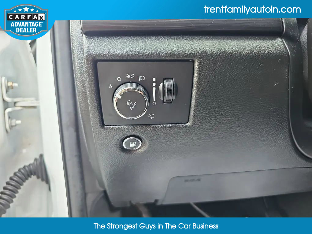 Used 2021 Jeep Grand Cherokee Laredo X image 25
