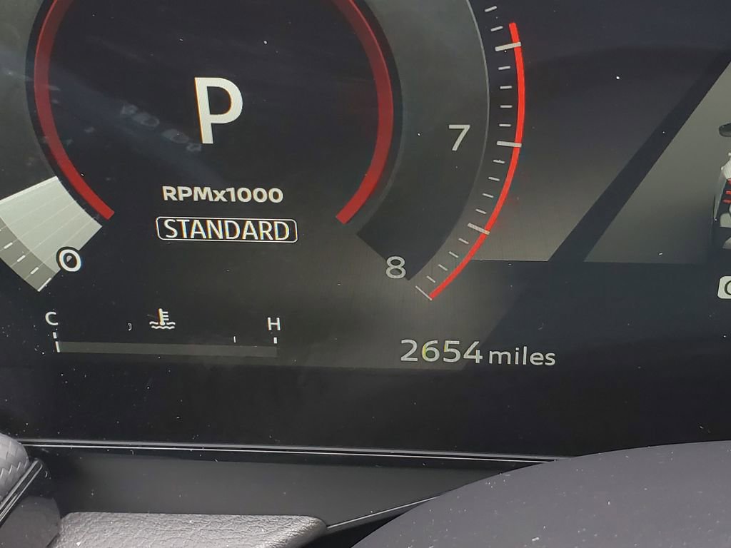 Used 2025 Nissan Kicks SR AWD/4WD image 23