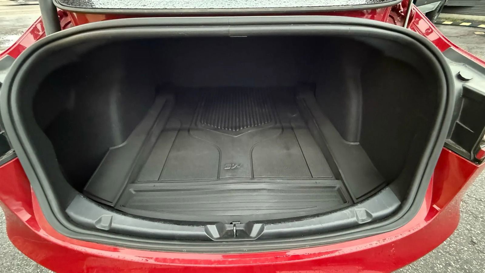 Used 2022 Tesla Model 3 Standard Range image 11