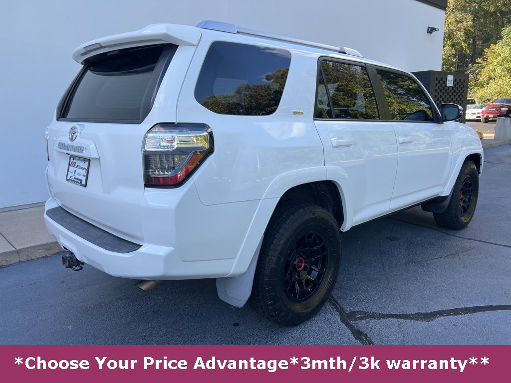 Used 2016 Toyota 4Runner SR5 Premium image 4