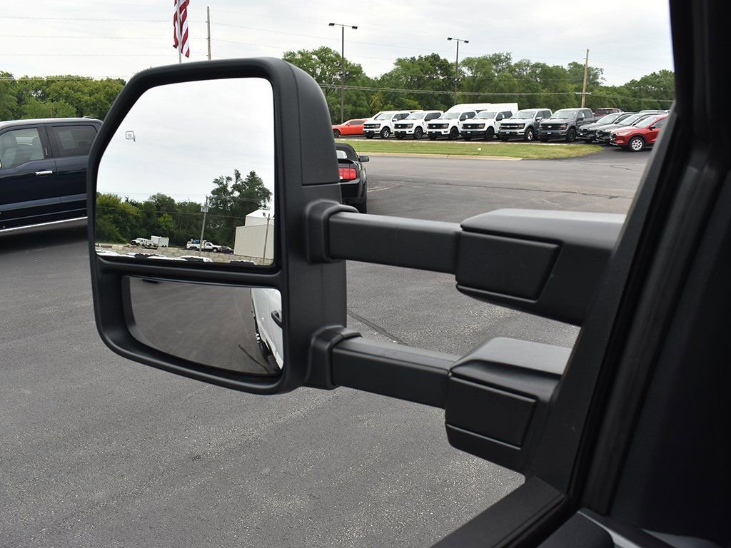 New 2025 Ford F350 XLT image 23