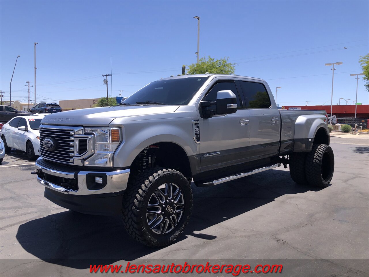 Used 2020 Ford F350 Lariat AWD/4WD image 6