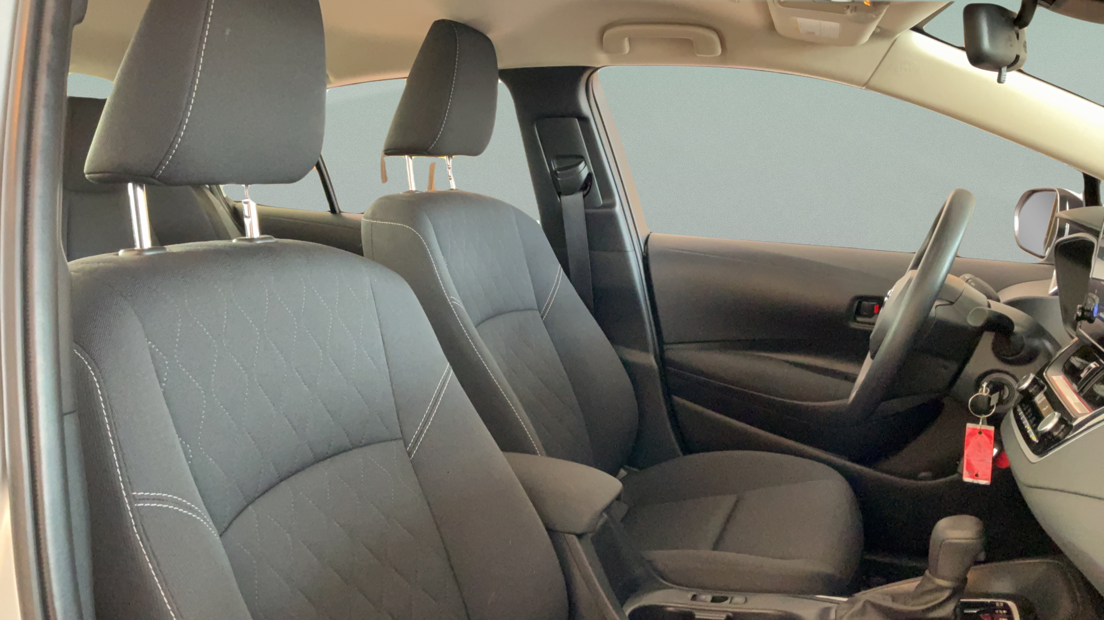 Certified 2026 Toyota Corolla LE FWD image 31