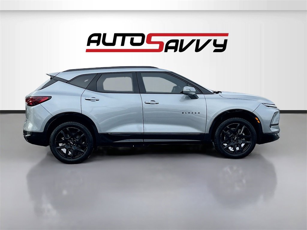 Used 2024 Chevrolet Blazer RS w/ Driver Confidence II Package image 8