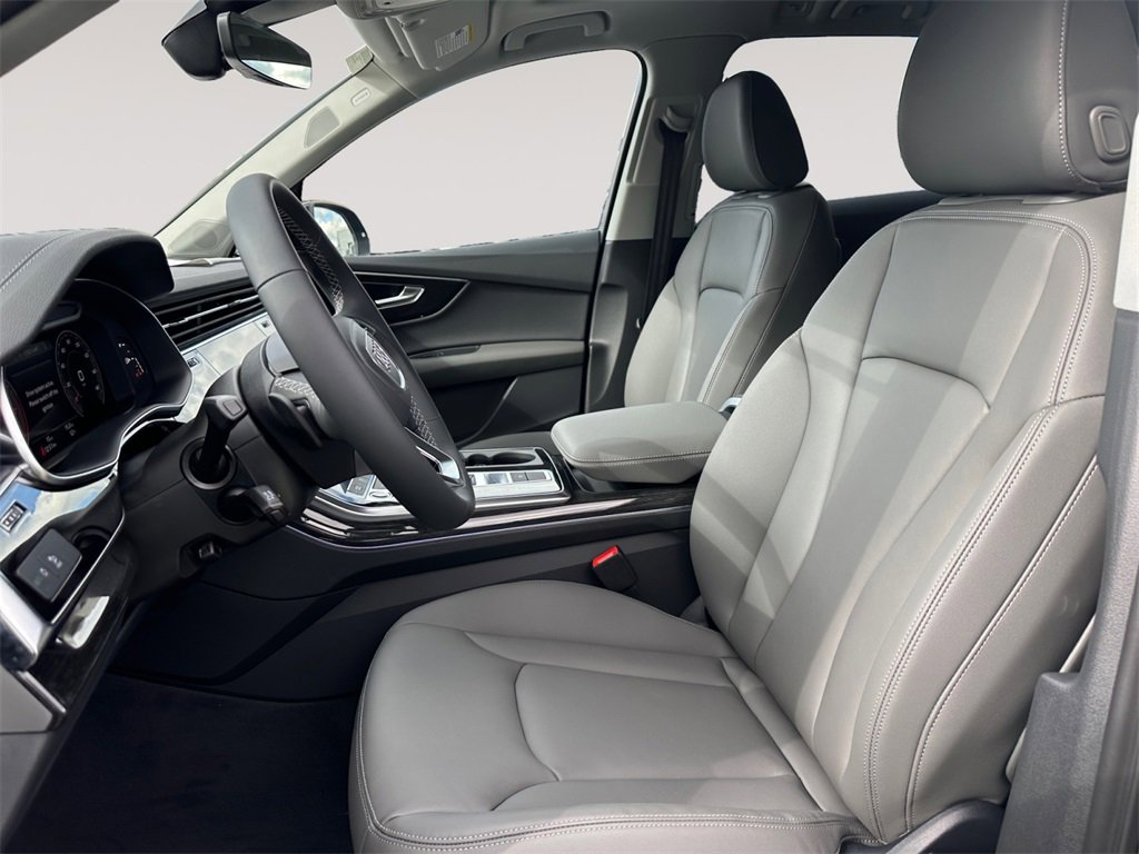 New 2026 Audi Q7 3.0T Premium image 9