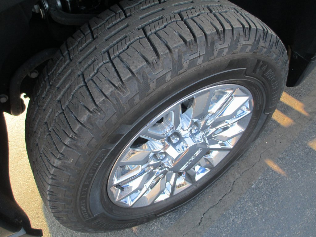 Certified 2022 GMC Sierra 3500 Denali image 13