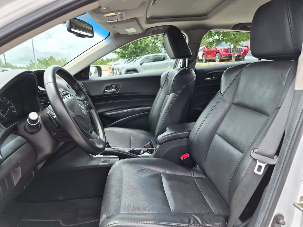 Used 2015 Acura ILX w/ Technology Package FWD image 20