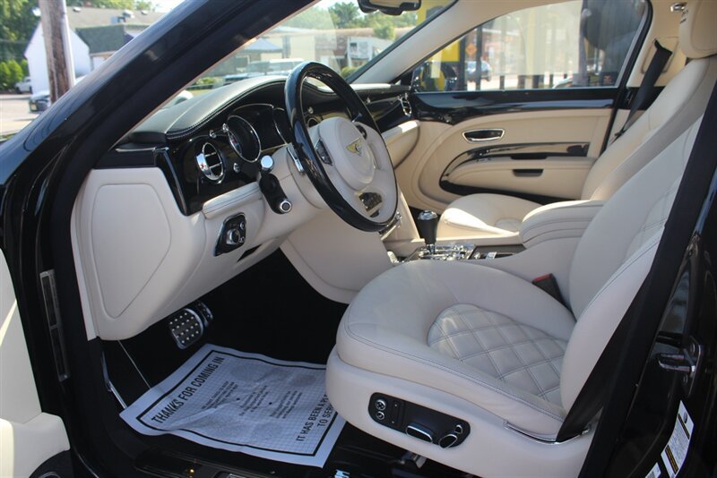 Used 2013 Bentley Mulsanne RWD image 20