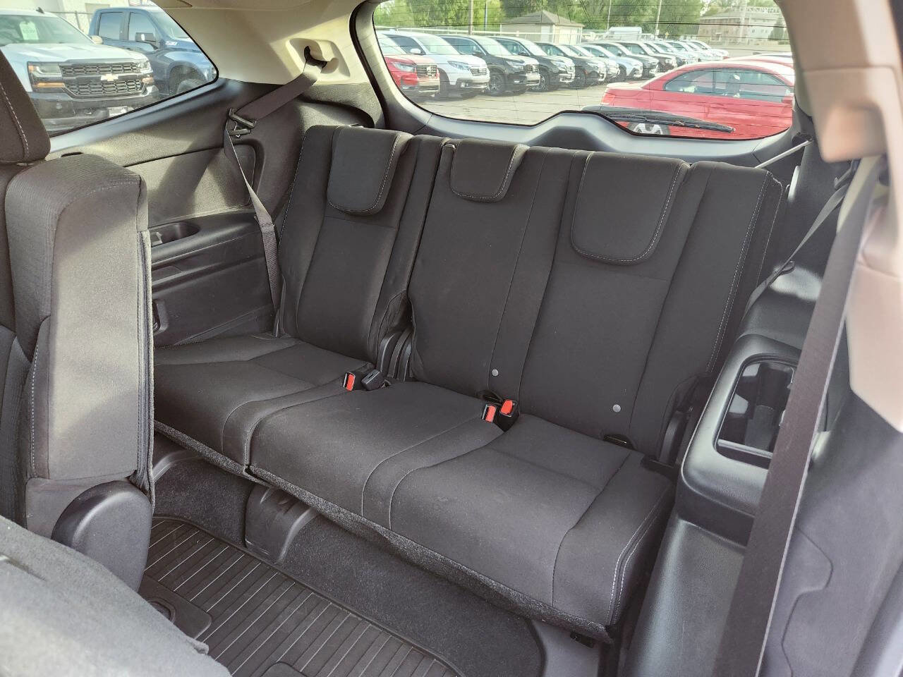 Used 2023 Subaru Ascent Premium image 13
