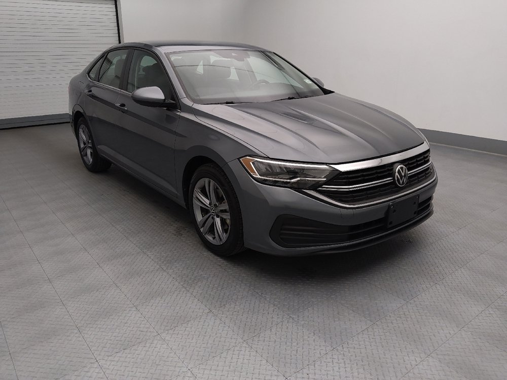 Used 2024 Volkswagen Jetta SE FWD image 13
